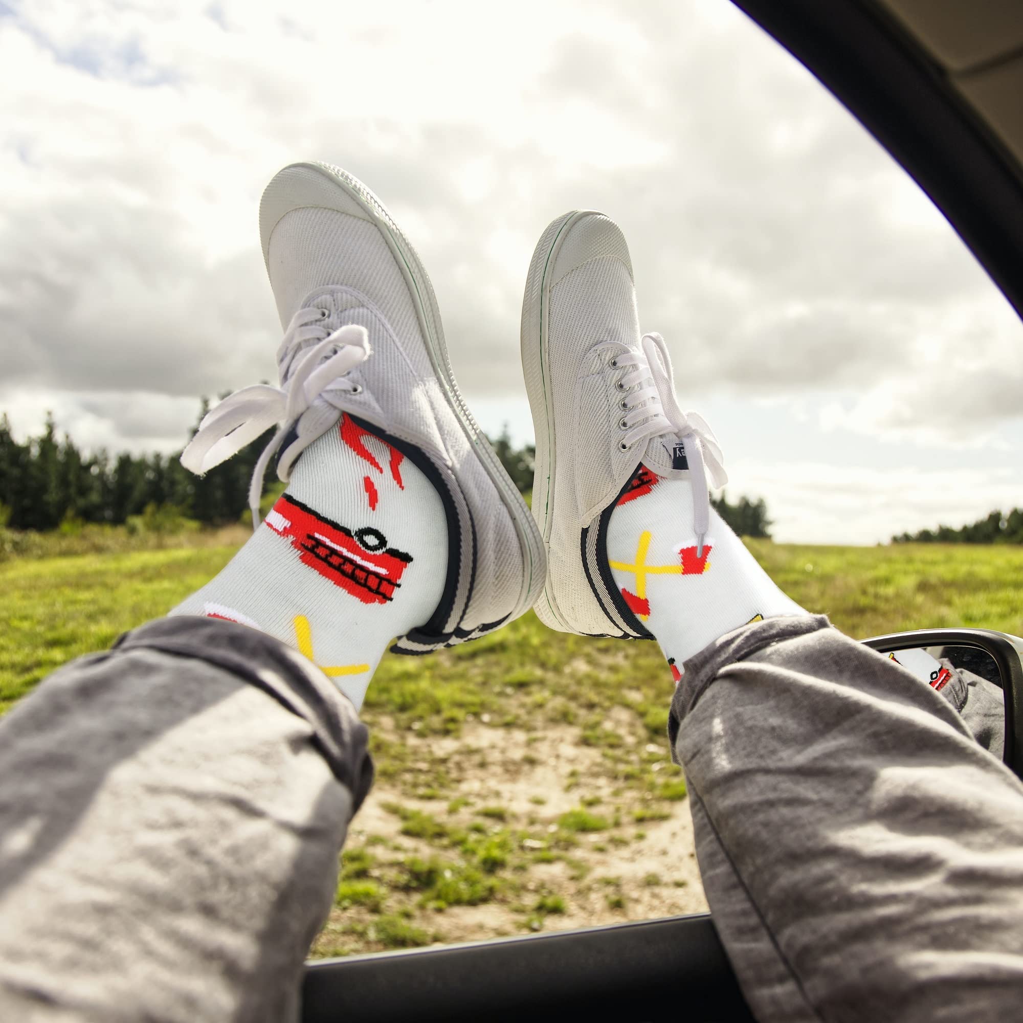 Mens Funny Fun Crazy Funky Dress Crew Socks - Dude Golf